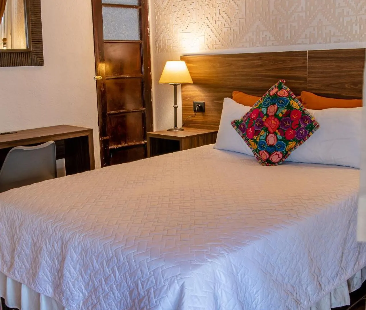 Hotel Las Camelias Inn By Ahs Antigua 3*,  Guatemala